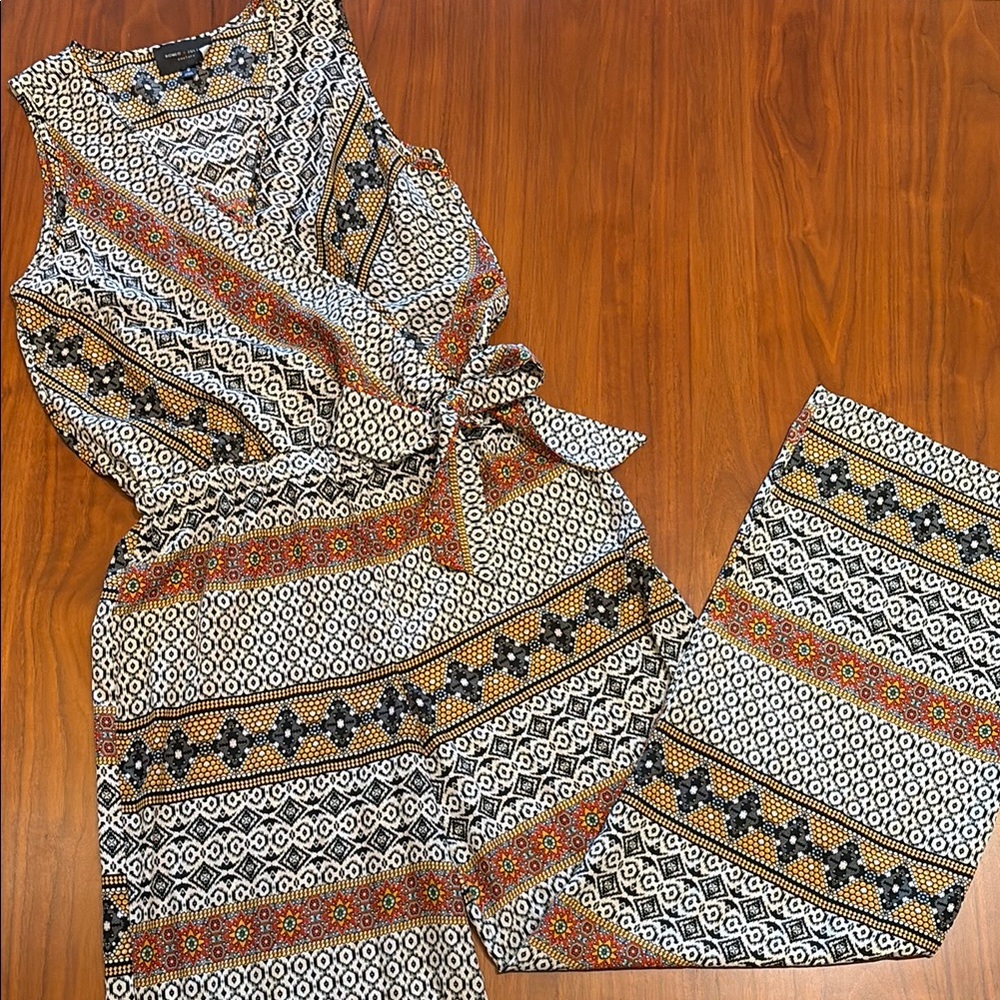 Patterned Sleeveless Jumpsuit